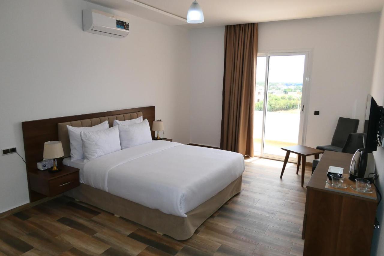Hotel Corail De Cabo Cabo Negro Bagian luar foto