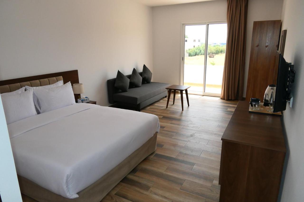 Hotel Corail De Cabo Cabo Negro Bagian luar foto