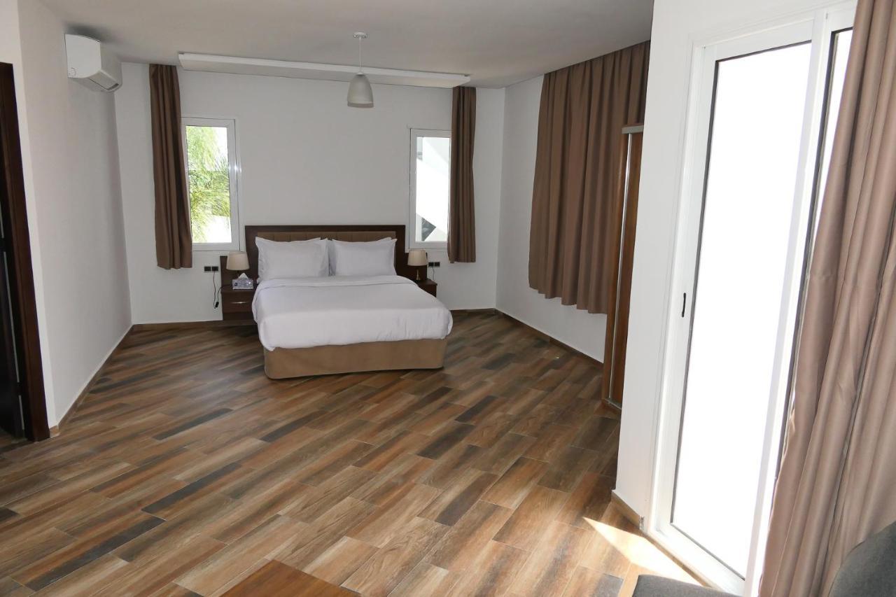 Hotel Corail De Cabo Cabo Negro Bagian luar foto